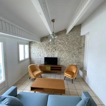 Duplex De Charme Avec Terrasses Apartament Nîmes